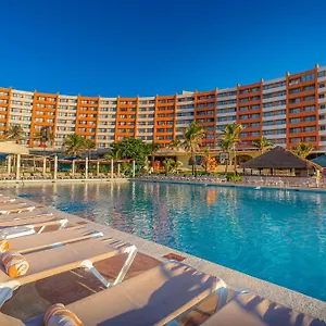 Crown Paradise Club Üdülőközpont